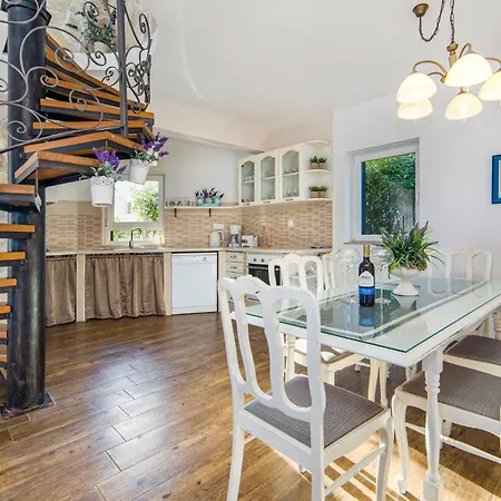 Feriehus Kremena 72 With Outdoor Swimmingpool *