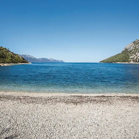 Kremena 72 With Outdoor Swimmingpool Feriehus Kremena