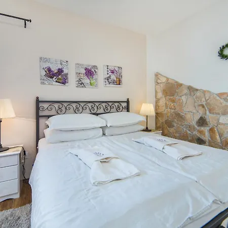 Feriehus Kremena 72 With Outdoor Swimmingpool *