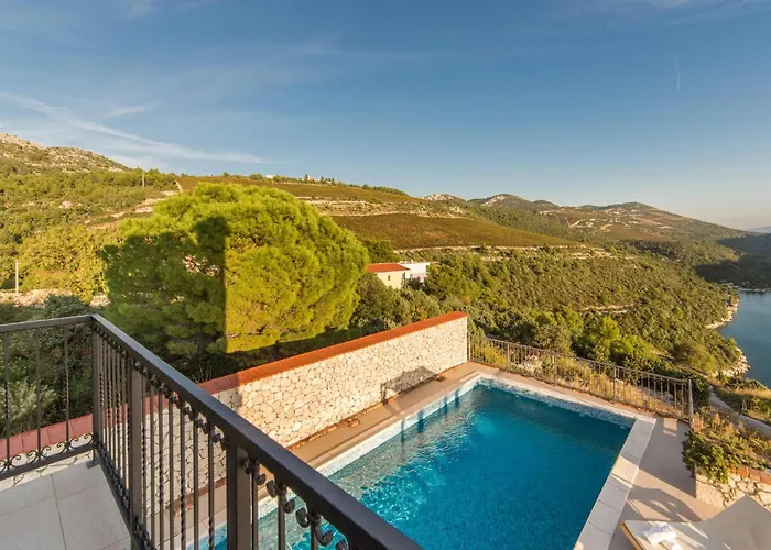 Holiday home 72 With Outdoor Swimmingpool