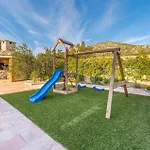 72 With Outdoor Swimmingpool Kremena