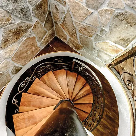 Kremena 72 With Outdoor Swimmingpool * Kremena