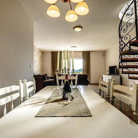Дом отдыха Nice Home In Kremena With Sauna *