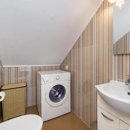 Дом отдыха Nice Home In Kremena With Sauna Kremena