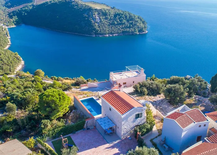 Σπίτι διακοπών 72 With Outdoor Swimmingpool Kremena